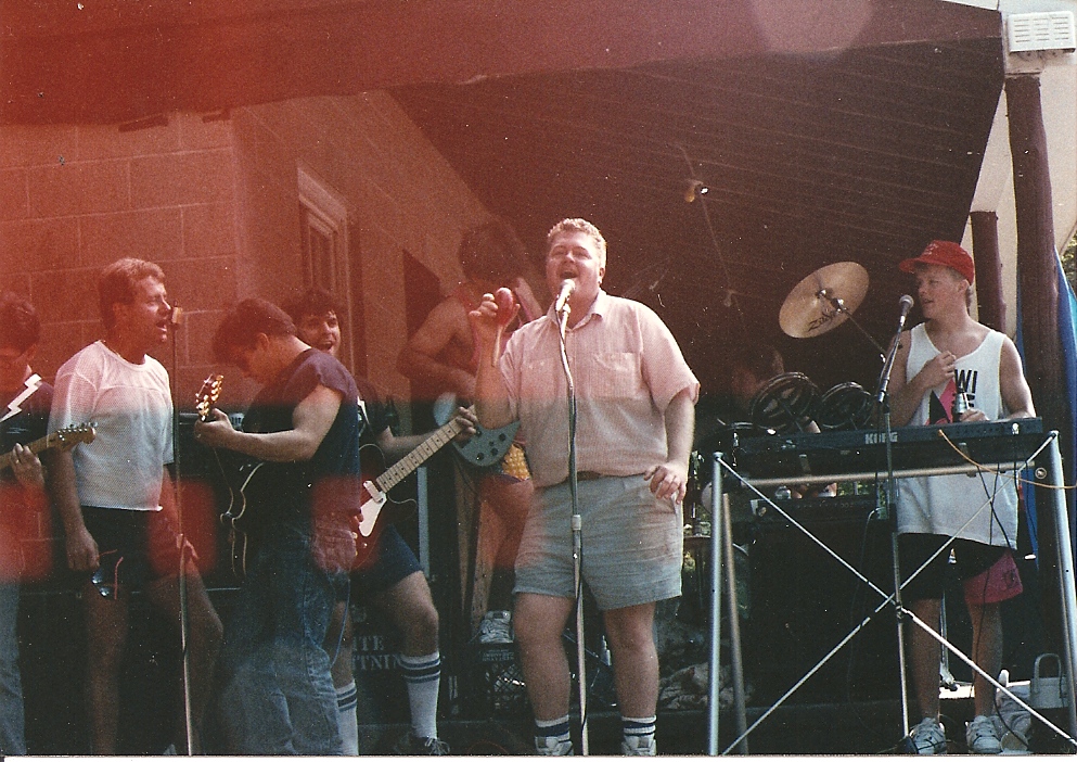 Glen-Alan-Arthur-Greg-Tony-Jimmy &#34;L Bamba&#34; Boyle-Mark-Kevin Buzzy&#39;s outing Creighton Pond-Middleton 6-4-89
